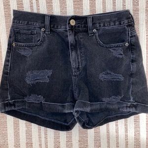 American Eagle Hight rise mom shorts